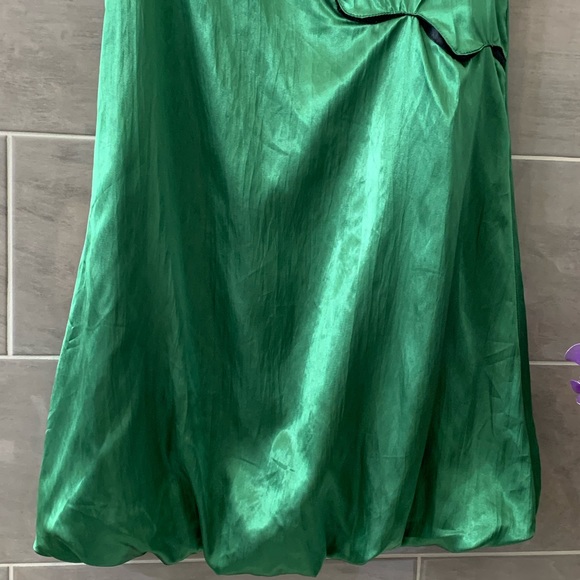 SugarLips emerald green bubble hem dress - Picture 4 of 14